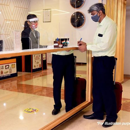 Oyo 64004 Hotel Kartar Zirakpur Zewnętrze zdjęcie