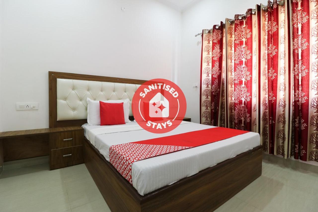 Oyo 64004 Hotel Kartar Zirakpur Zewnętrze zdjęcie